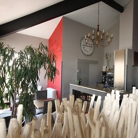 D'arcins 2* Latresne