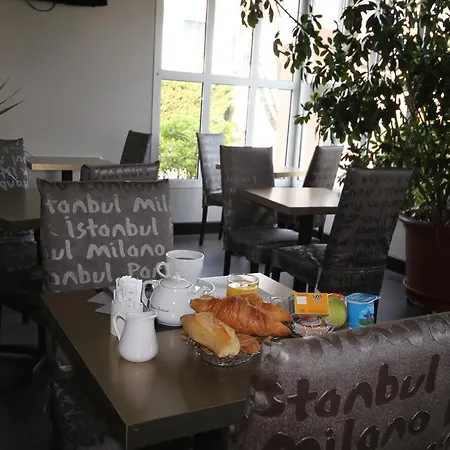 D'arcins 2* Latresne